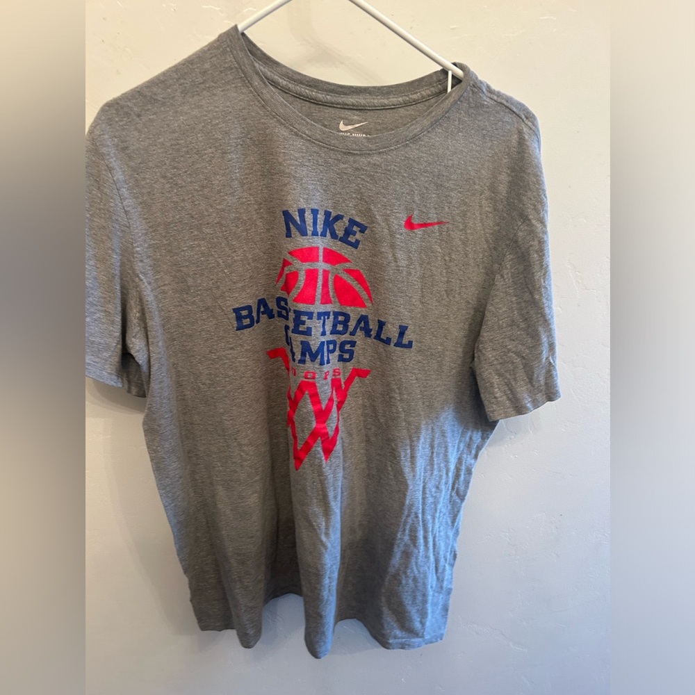 Nike t shirt